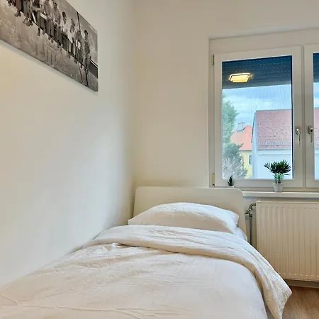 Apartment Parking - Prime - Easy Access